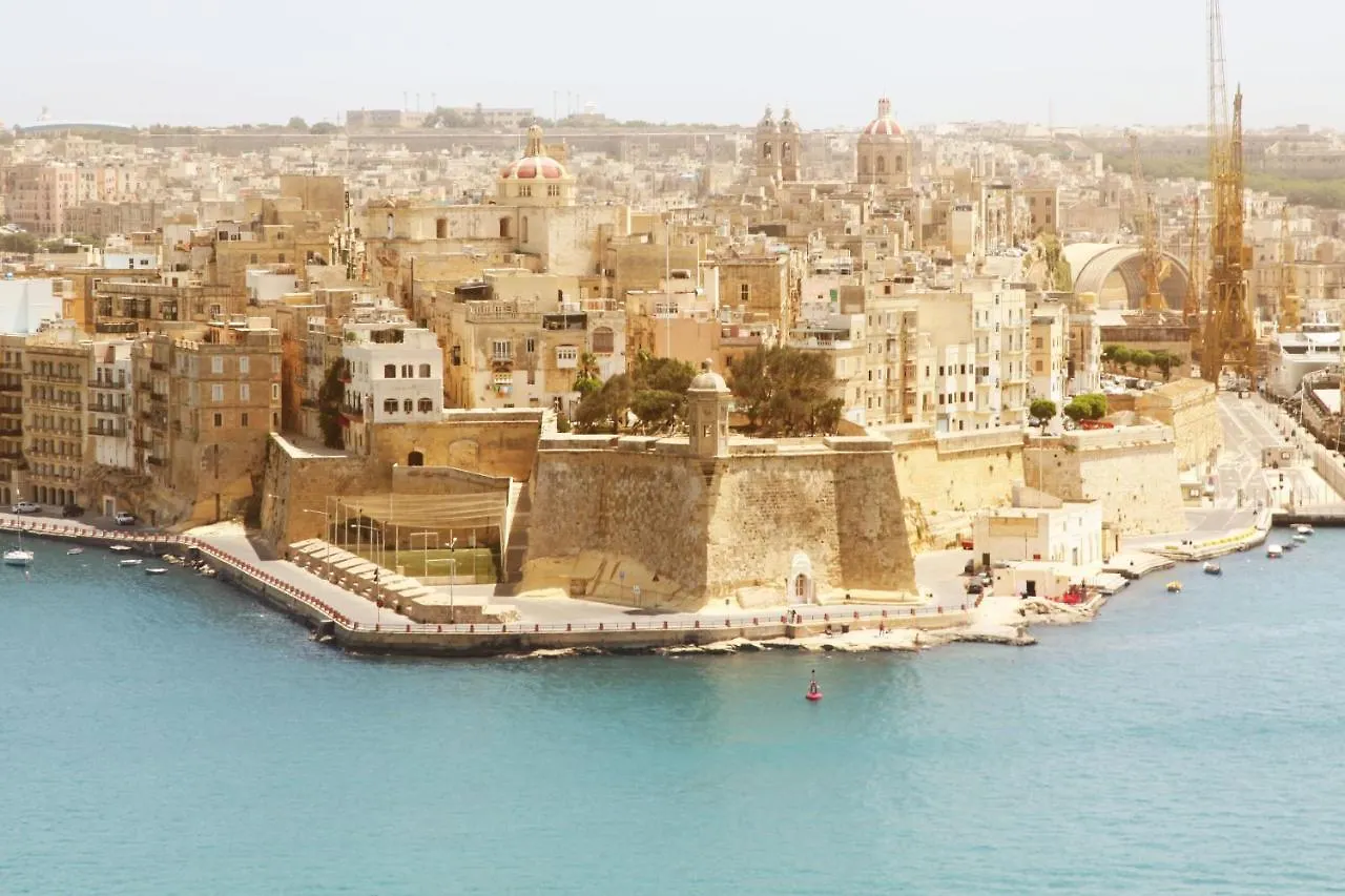Chapter 5 Hotel Ta Xbiex 0*,  مالطا